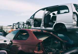 Chcesz zezłomować samochód? Oto co powinieneś zrobić.