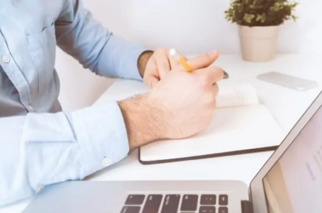 Kupujesz używany samochód? Nie zapomnij o podatku PCC